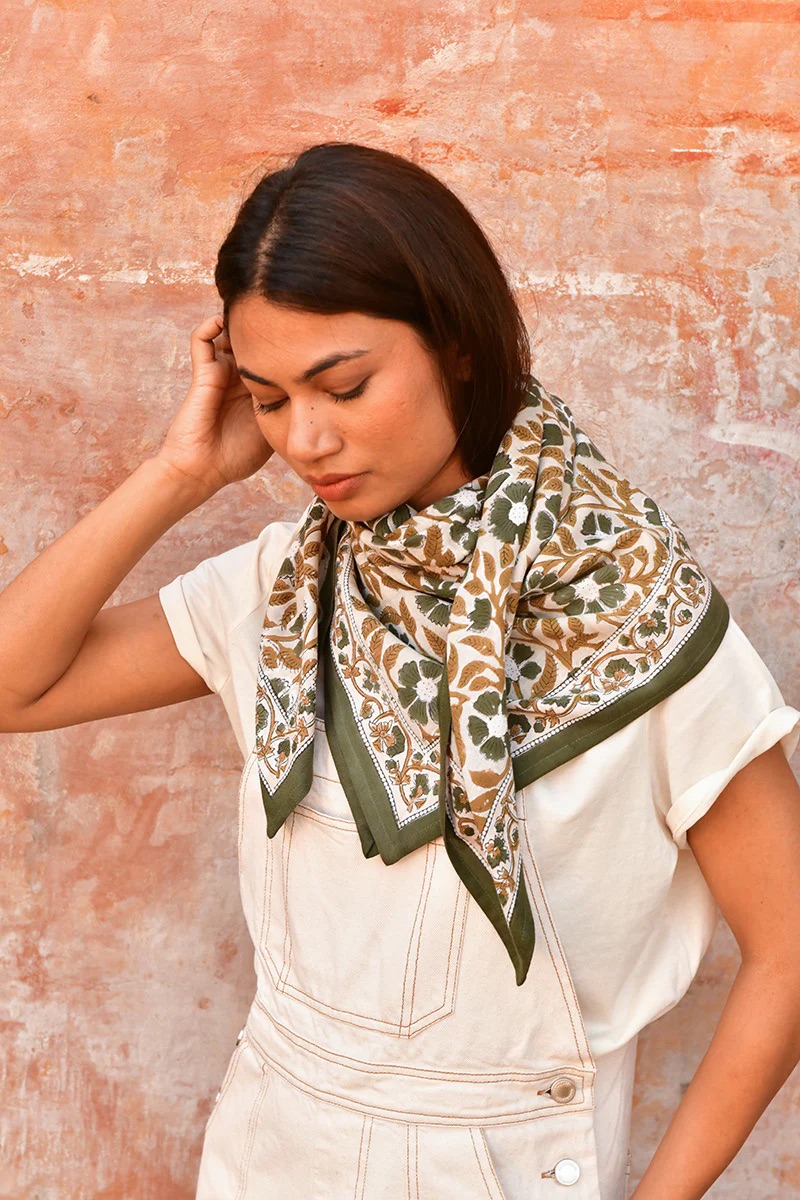 grand-foulard-115-vert-byzantine-3