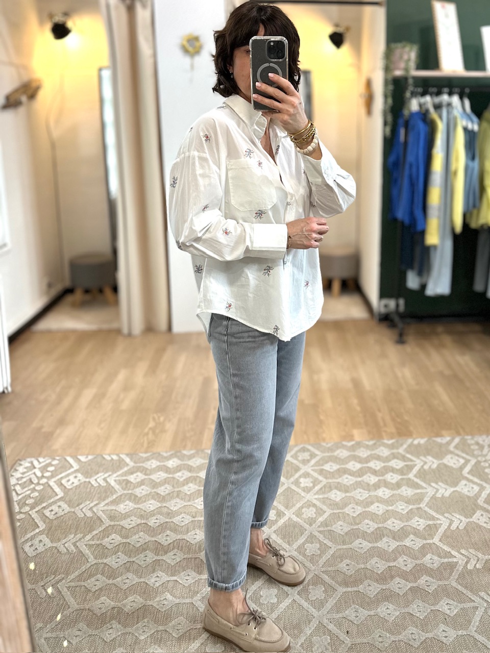CHEMISE BLANCHE FLEURS BRODEES