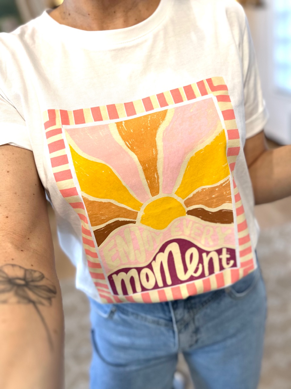 tee-shirt blanc imprimé