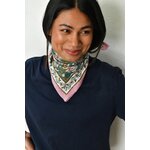 petit foulard vert