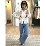 blouse blanche brodée