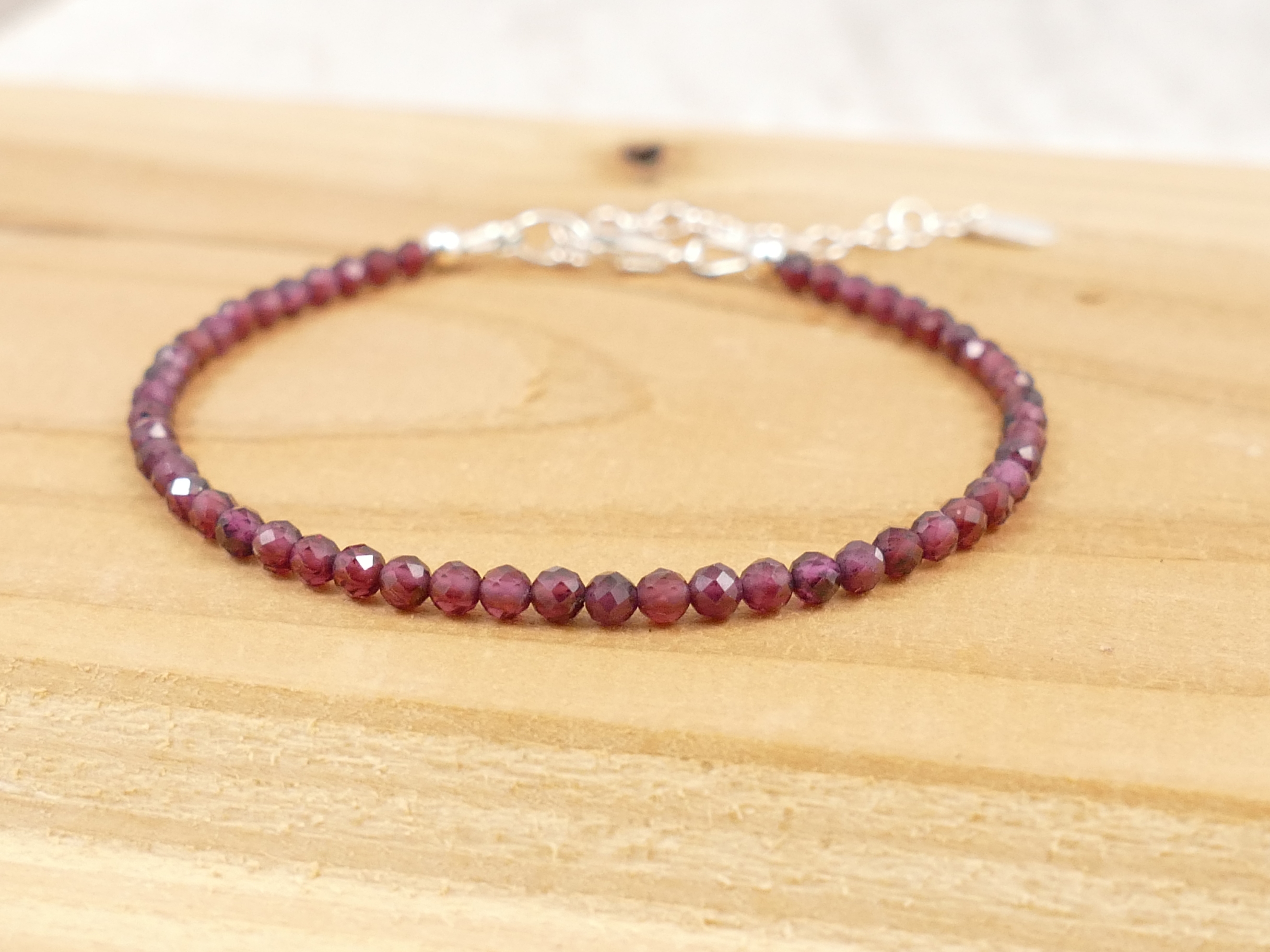 bracelet de perle grenat rouge naturel en argent ou gold filled