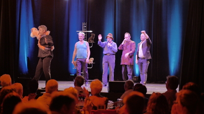 bracco-magicien-backstage-spectacle- scene-salut-christian gabriel-jean garin-hugues protat