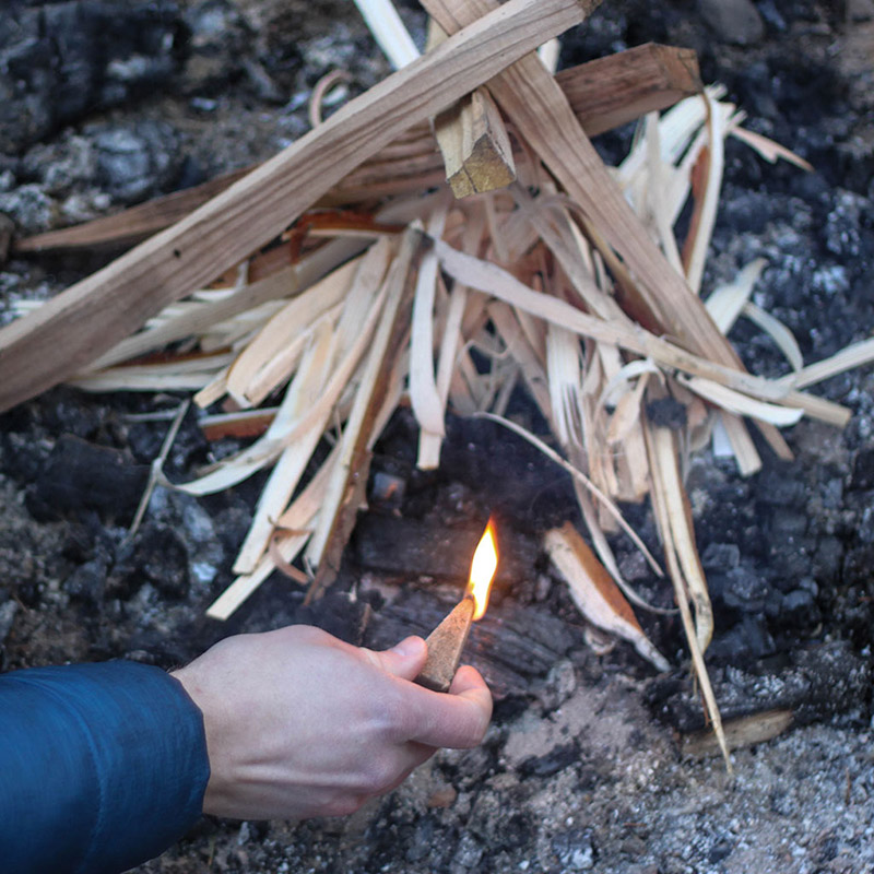 baton-allume-feu