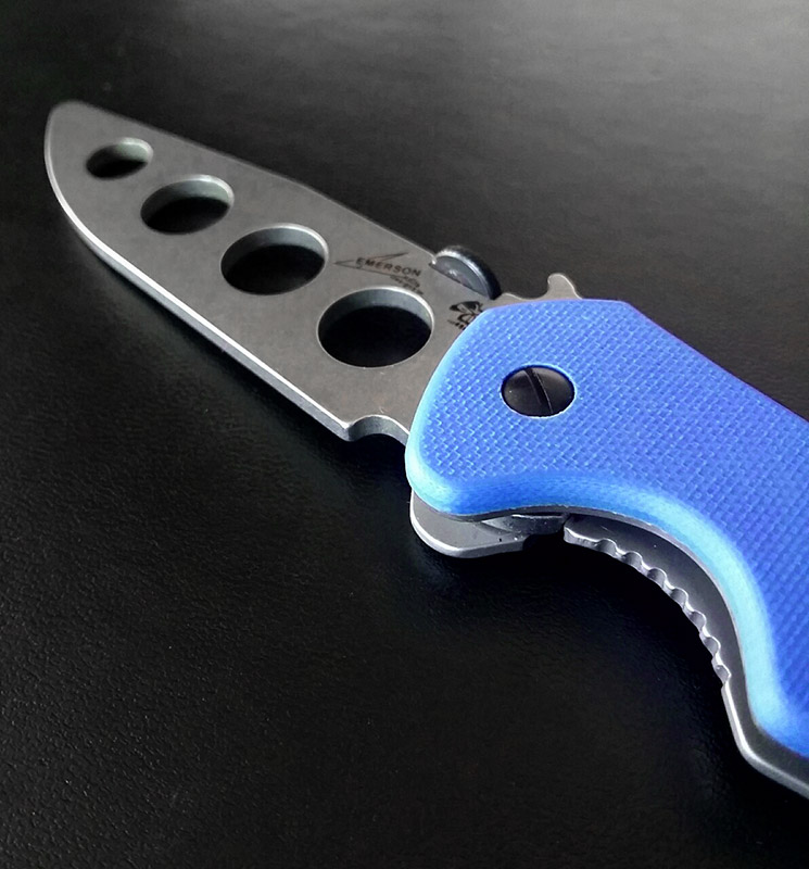 trainer knife