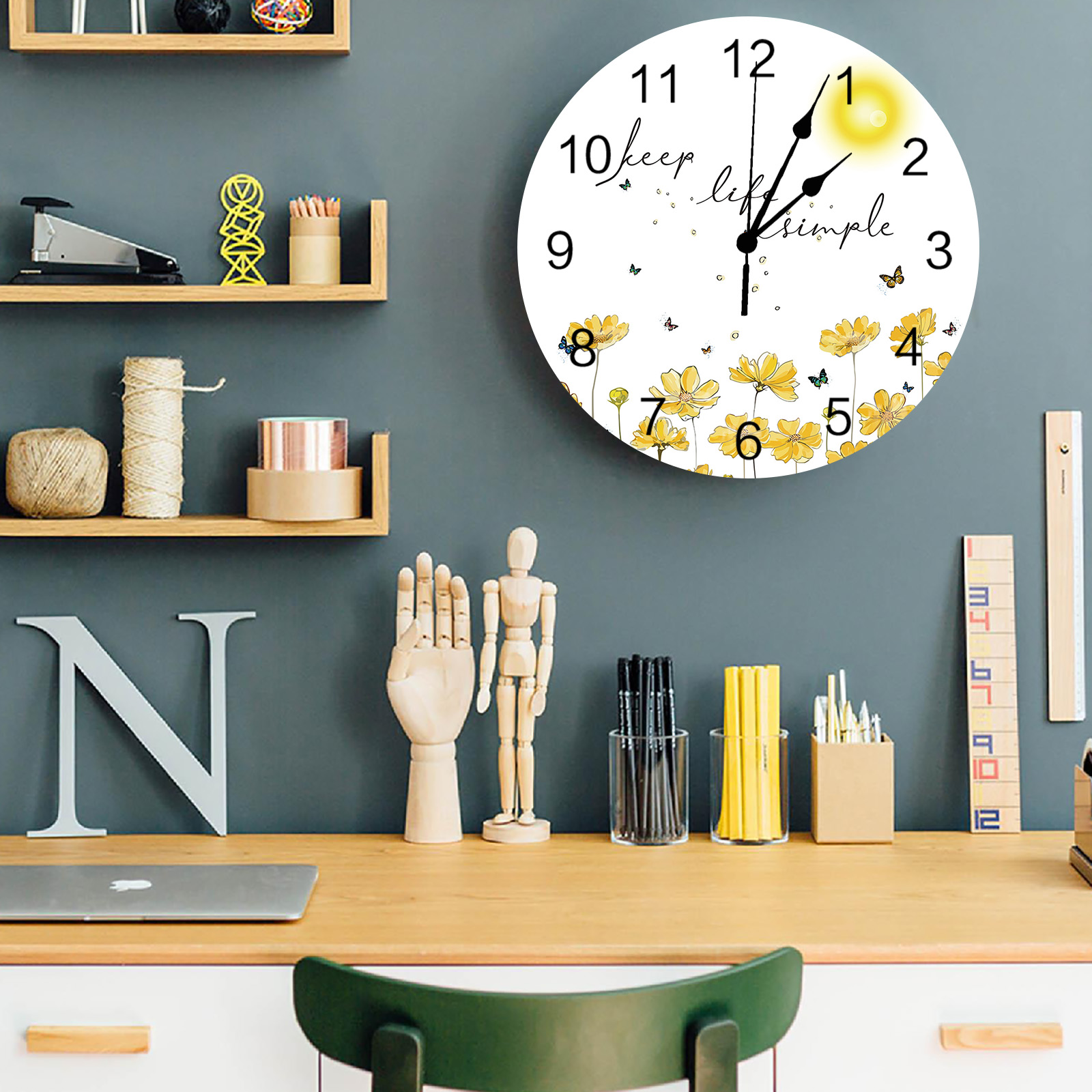 Horloge-murale-ronde-en-forme-de-papillon-motifs-de-fleurs-de-soleil-et-de-lettres-dessin