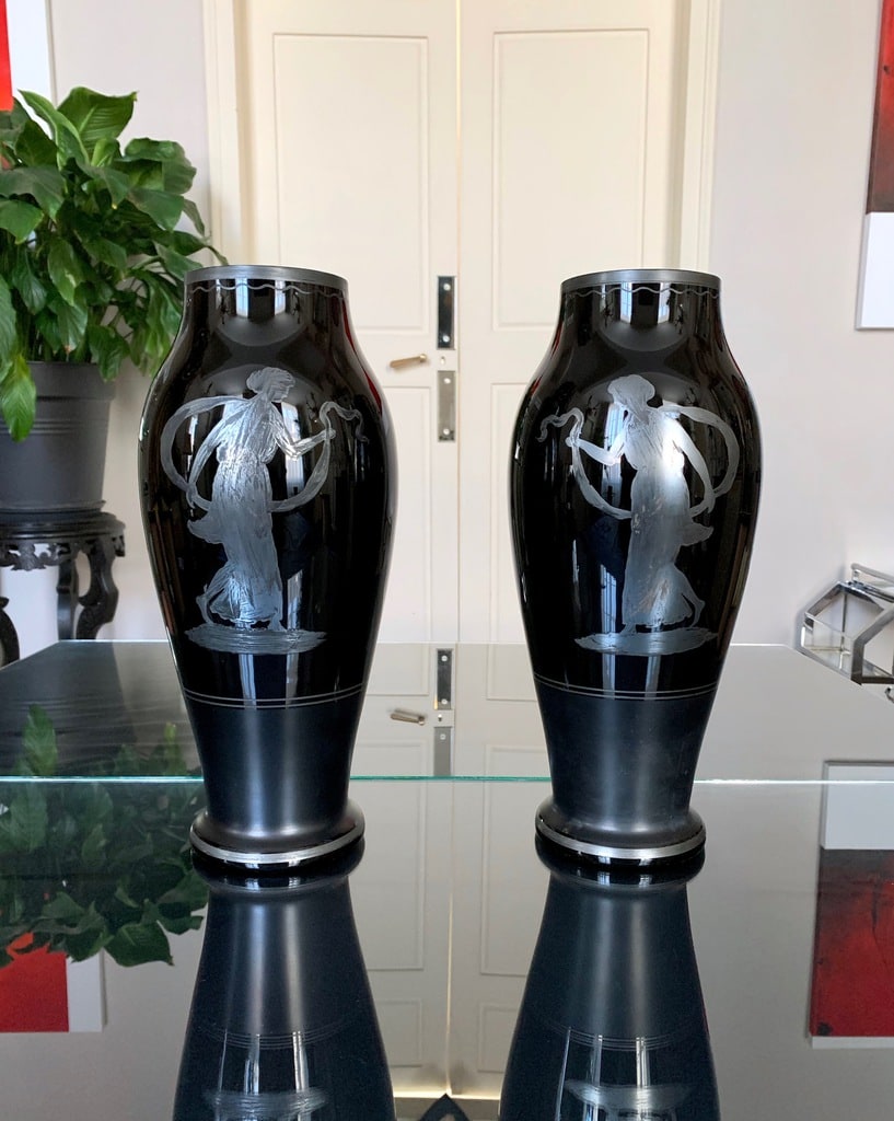 Vases Art Déco signés Hem