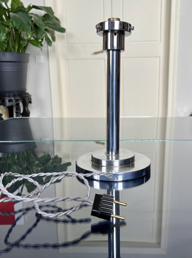 pied-de-lampe-moderniste-design-20-siecle-antiquaire