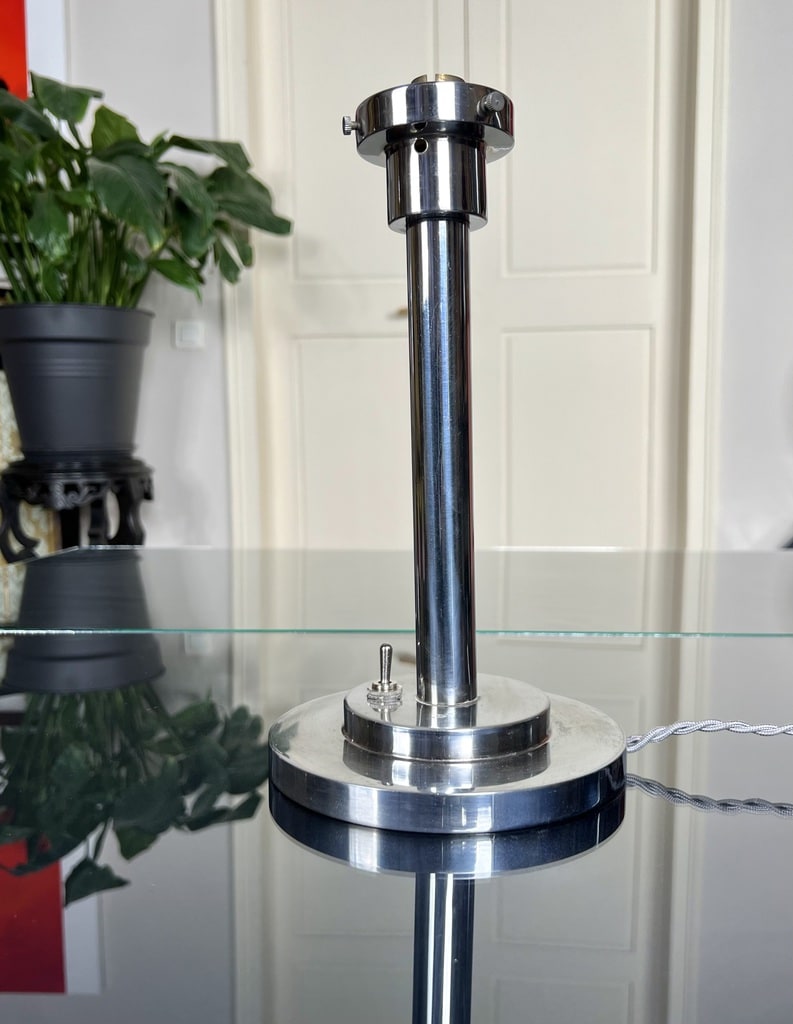 pied-de-lampe-art-deco-moderne-luminaire-chrome-antiquaire-brocante-en-ligne