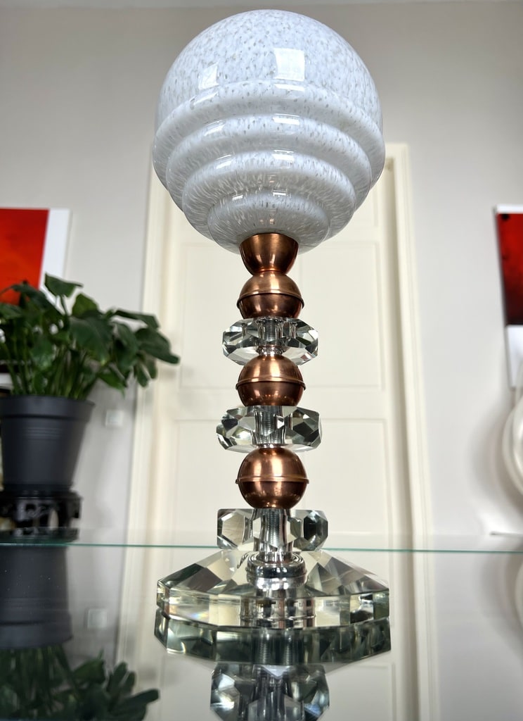 lampe-vintage-style-art-deco-en-cristal-et-cuivre-decoration-moderne-antiquaire