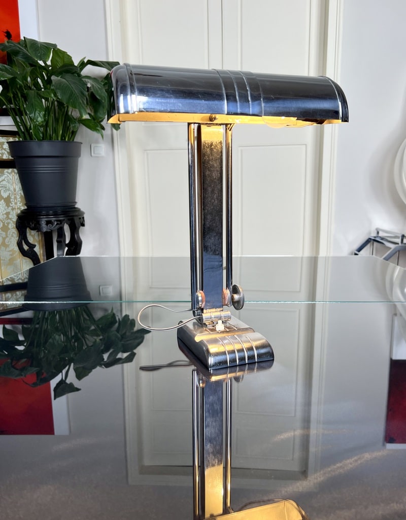 lampe-art-deco-en-metal-chrome-telescopique-et-orientable-design-20-siecle