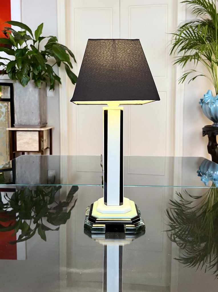 lampe-art-deco-luminaire-de-salon-decoration-vintage-moderne-antiquaire-brocante-en-ligne