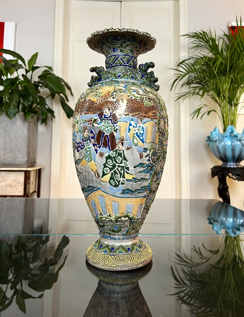 Vase asiatique japonais Satsuma céramique Moriage - Début 20e siècle