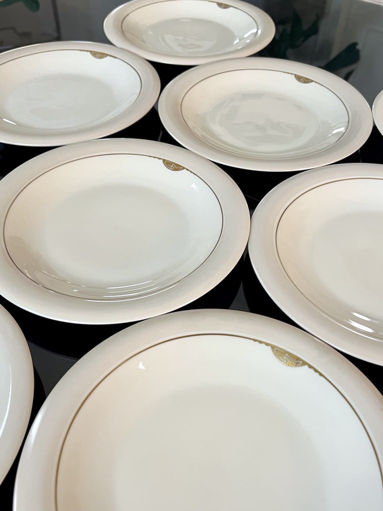 assiettes-plates-porcelaine-vaisselle-ancienne-art-deco-1930-style-monogrammes-or-fin-antiquites-brocante