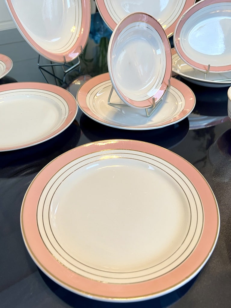 assiettes-service-de-table-ancien-demi-porcelaine-luneville-regence-1925-vaisselle-ancienne-brocante-en-ligne