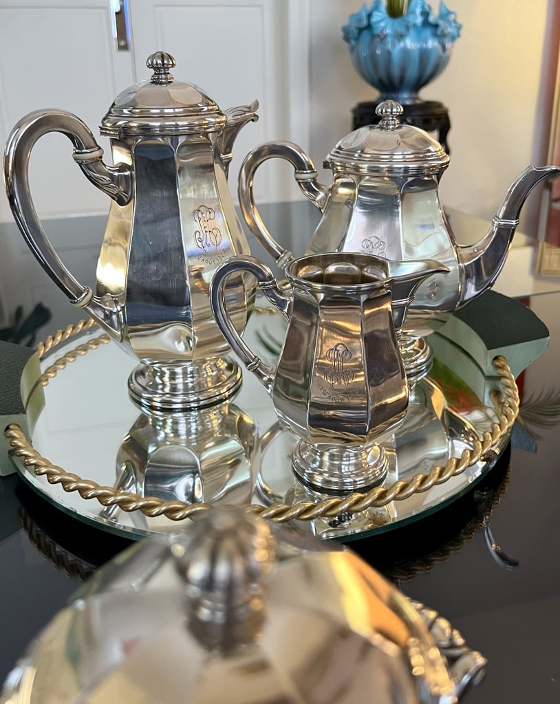 art-de-la-table-ancien-service-the-cafe-art-deco-metal-argente-poincon-orfevre-salier-freres-antiquaire-en-ligne