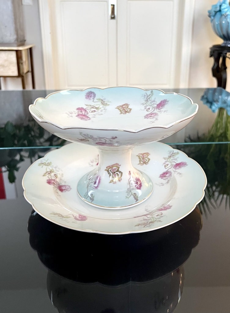 compotier-et-plat-de-service-rond-porcelaine-monogrammes-vaisselle-ancienne-antiquites-brocante