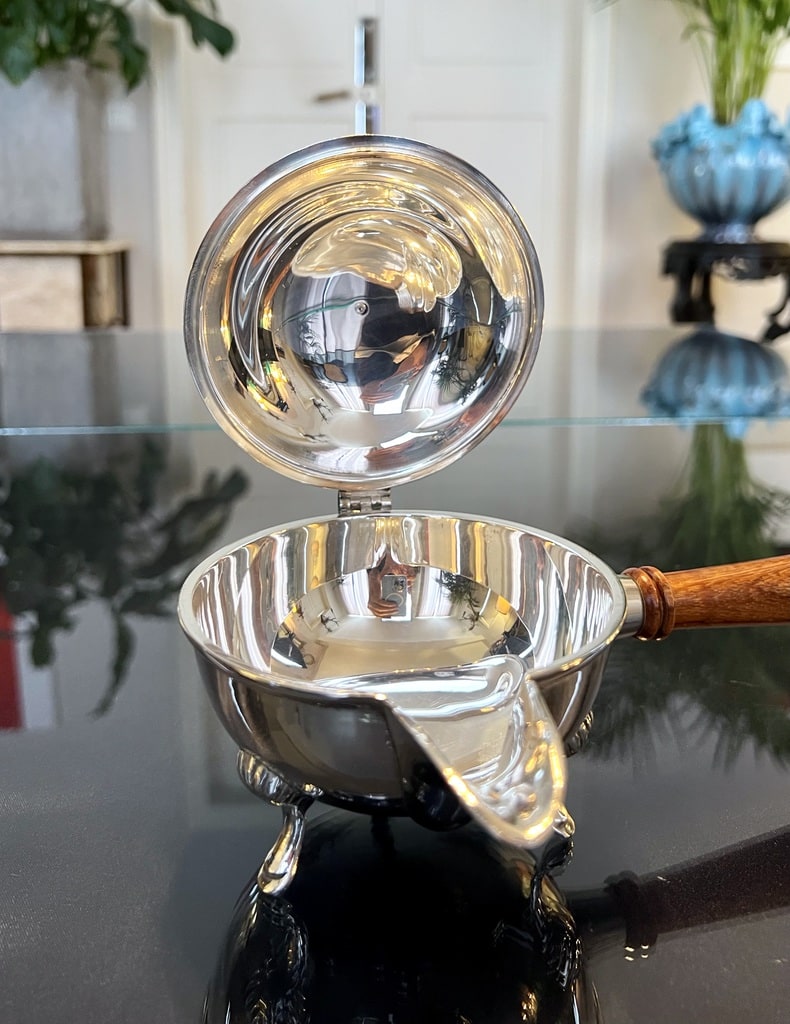 sauciere-ancienne-metal-argente-manche-bois-service-de-table-accessoires-brocante-en-ligne-antiquites