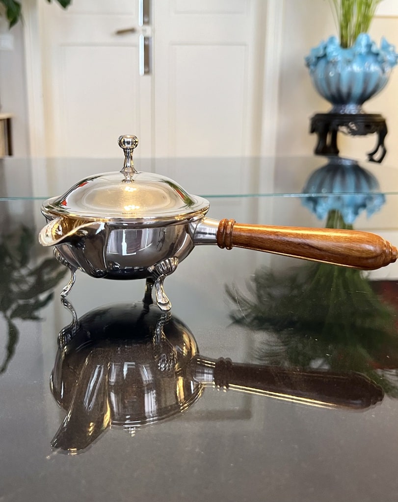 sauciere-metal-argente-manche-bois-accessoires-de-table-antiquites-brocante-en-ligne