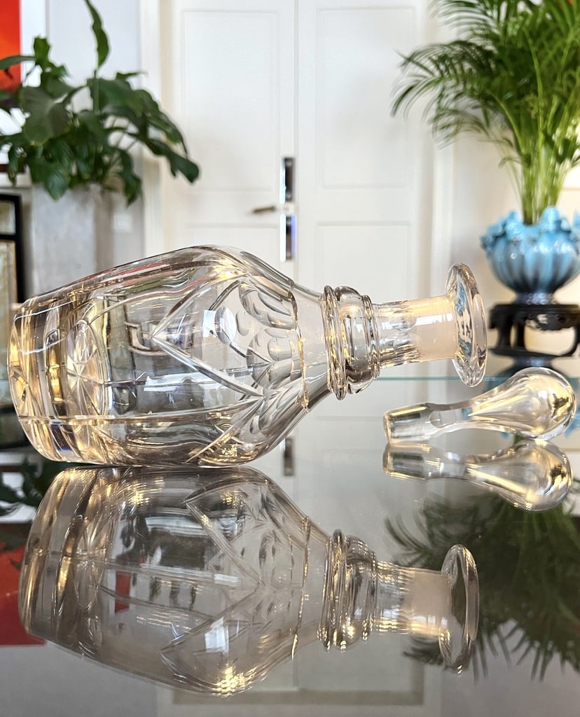 bouteille-de-bar-alcool-cristal-verrerie-ancienne-antiquites-brocante-en-ligne-vaisselle