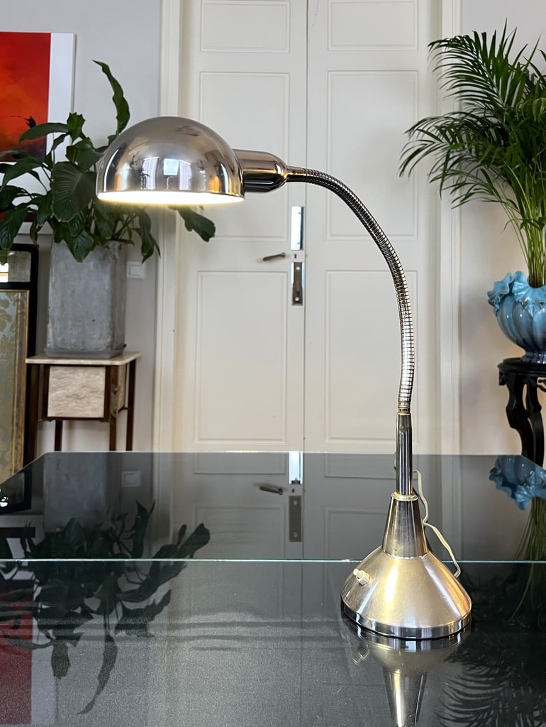 lampe-articule-atelier-luminaire-vintage-20e-siecle-metal-chrome-luminaire-brocante-en-ligne-antiquties