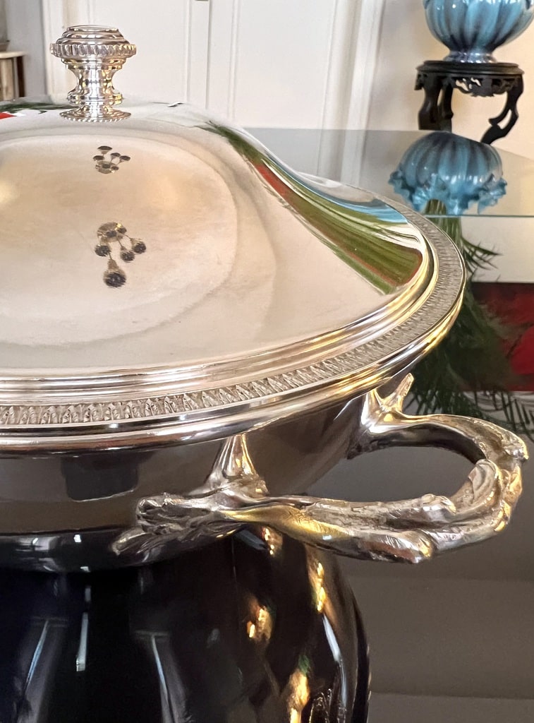 legumier-soupiere-metal-argente-piece-de-forme-vintage-accessoire-de-service-antiquites-brocante-en-ligne