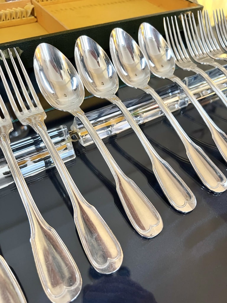 couverts-metal-argente-menagere-service-de-table-brocante-vintage-antiquties