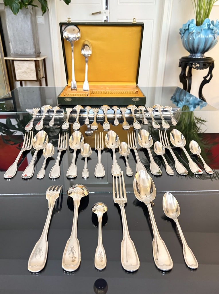 menagere-metal-argente-monogramme-19e-siecle-coffret-couverts-de-table-anciens-antiquites-brocante