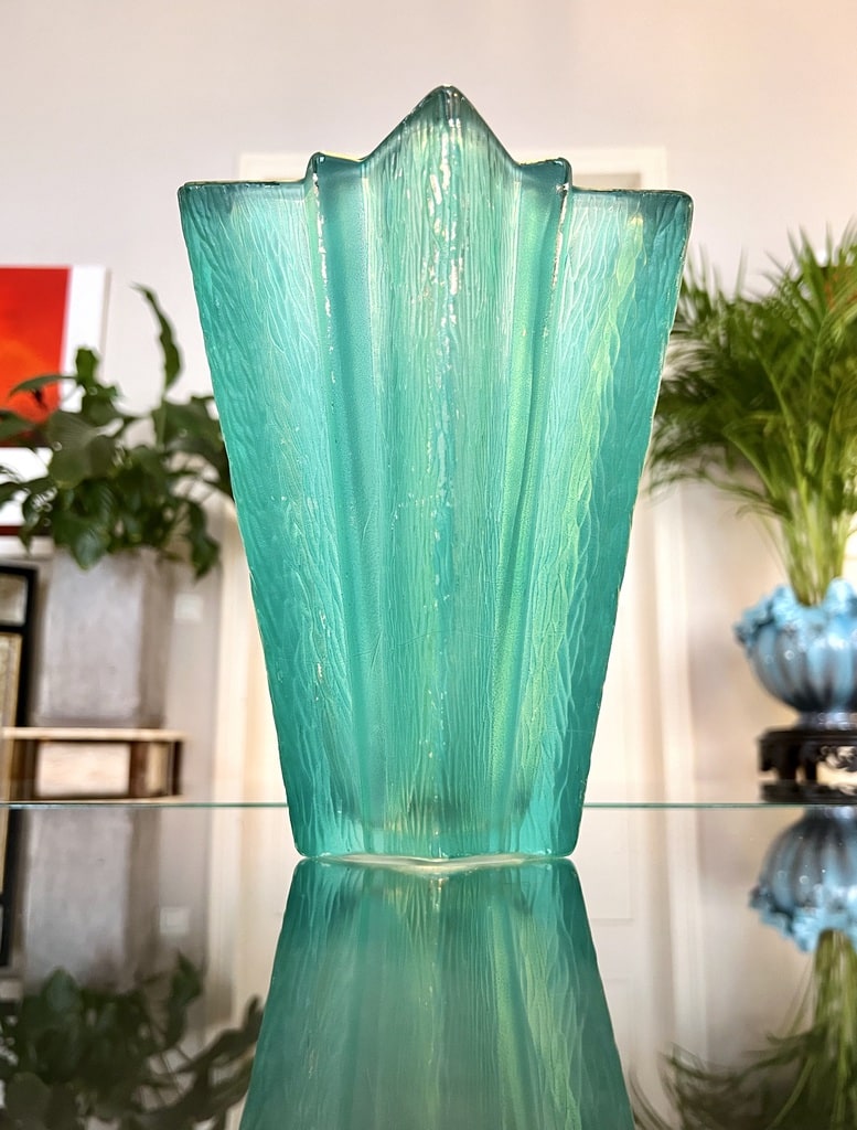 vase-art-deco-etoile-verre-davesn-art-deco-brocante-en-ligne
