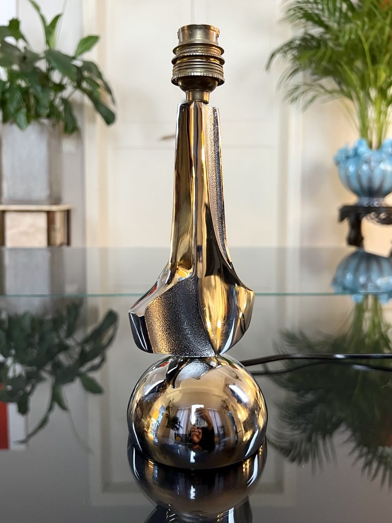 pied-de-lampe-art-deco-moderniste-en-metal-chrome-20e-siecle-antiquites-brocante-vintage