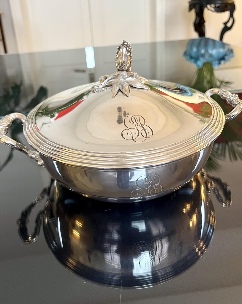 legumier-metal-argente-christofle-19e-siecle-initiales-monogrammes-fretel-art-de-la-table-ancien-brocante-antiquites