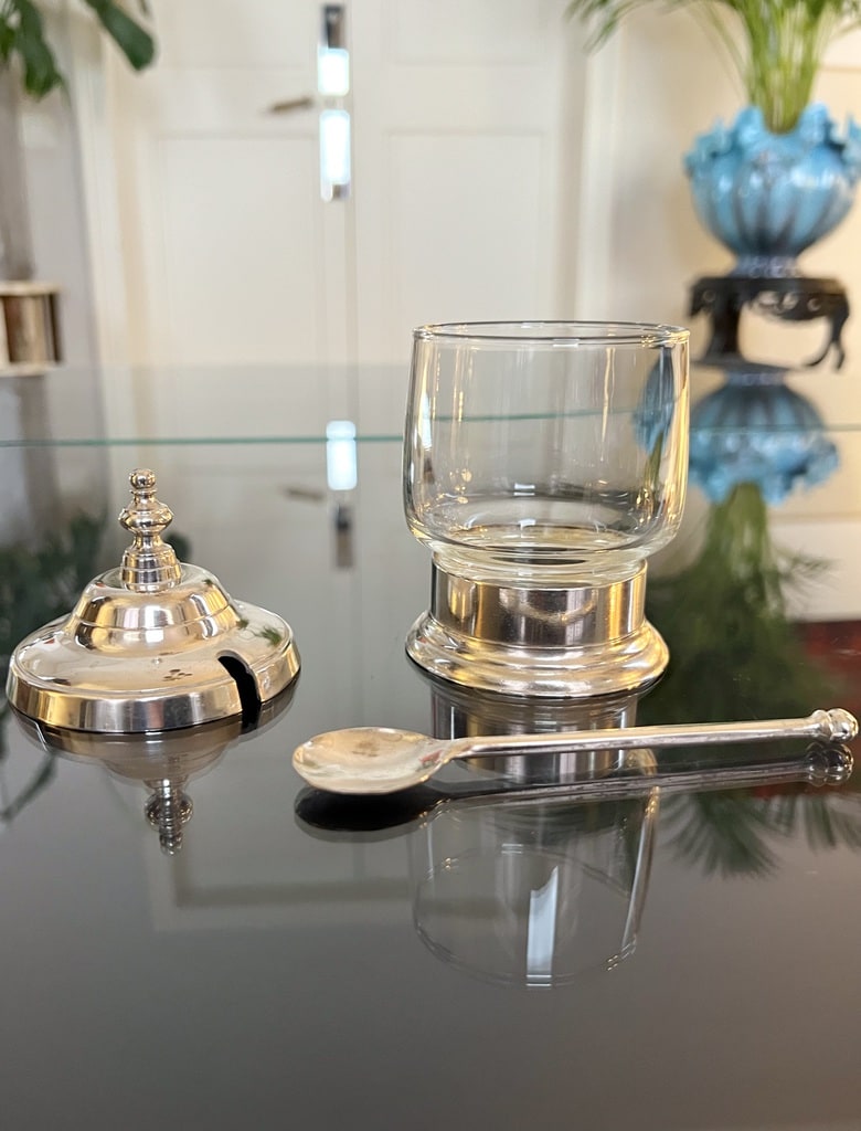 moutardier-vintage-verre-metal-pot-moutarde-vaisselle-ancienne-art-de-la-table-brocante-antiquites