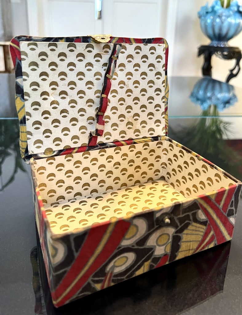 boite-a-couture-ancienne-coffret-art-deco-maroufle-textile-brocante-vintage