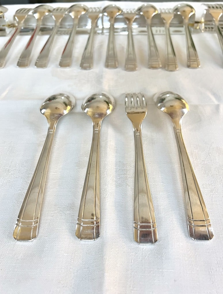 cuilleres-et-fourchettes-a-dessert-couverts-entremets-metal-argente-art-deco-antiquites-brocante-boutique-en-ligne
