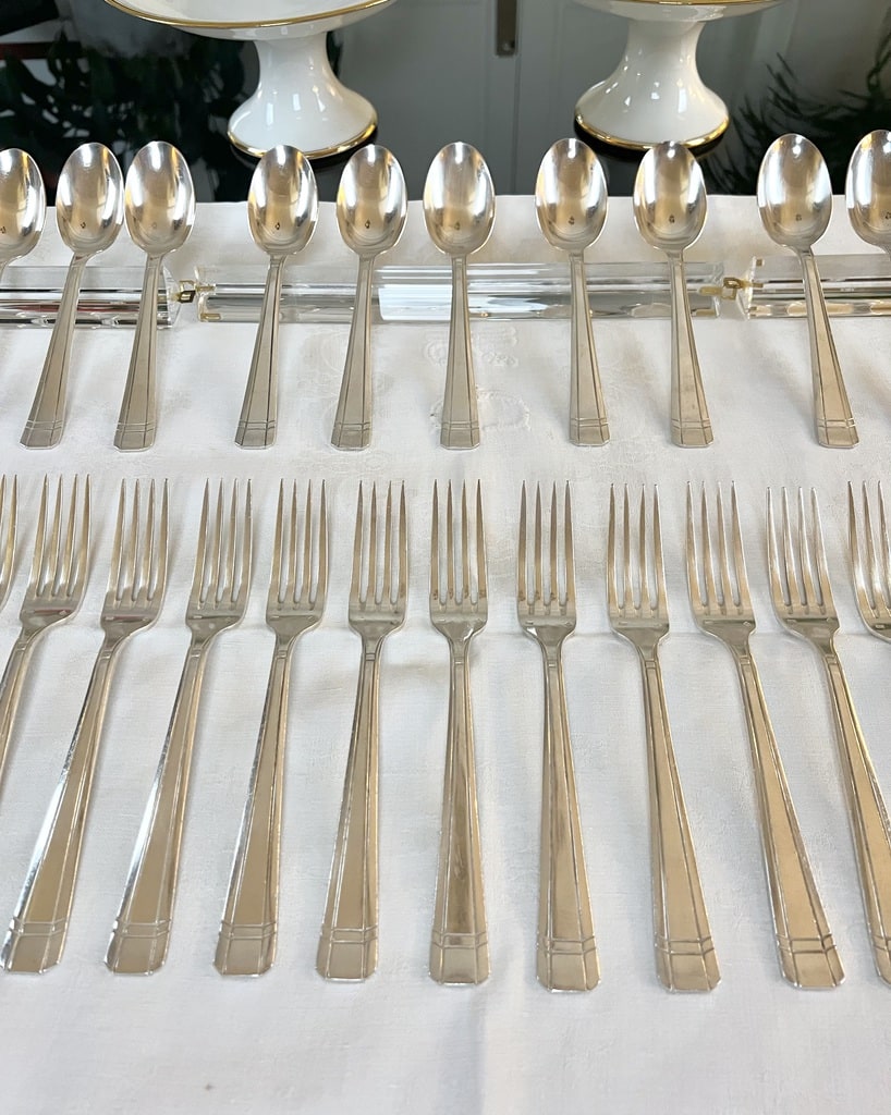 menagere-ancienne-en-metal-argente-epoque-art-deco-1930-vaisselle-ancienne-brocante-antiquites-boutique