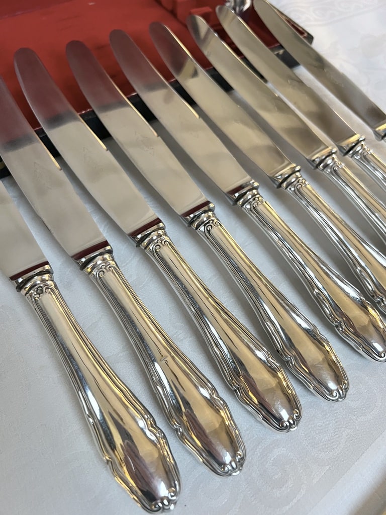 service-de-couteaux-en-argent-lame-inox-art-de-la-table-vaisselle-brocante-antiquites