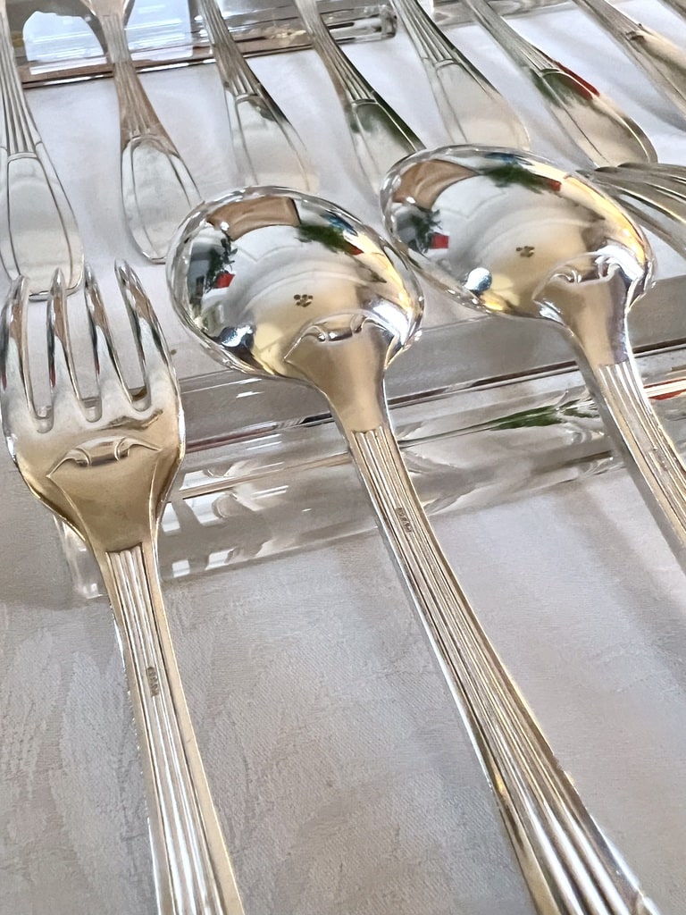 menagere-ancienne-20e-siecle-style-art-deco-fourchette-cuillere-a-potage-art-de-la-table-brocante-vintage-20e-siecle
