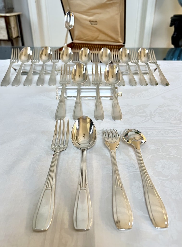 menagere-art-deco-metal-blanc-alfenide-fourchette-cuillere-couverts-anciens-vaisselle-brocante-antiquites