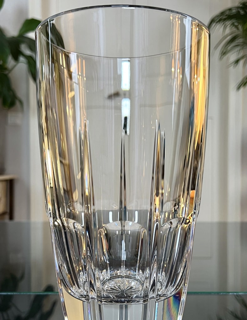 vase-cristal-taille-forme-obus-objet-decoration-20e-siecle-brocante-en-ligne-antiquaire