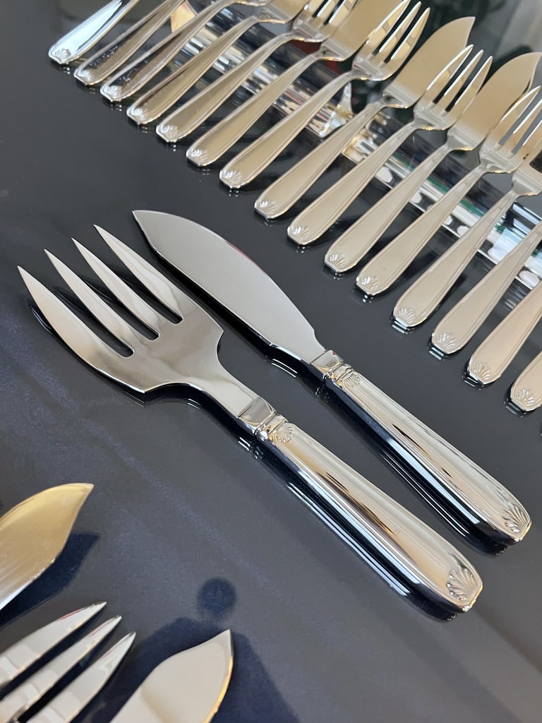 Ménagère couverts à poisson Guy Degrenne 26 pièces AR74