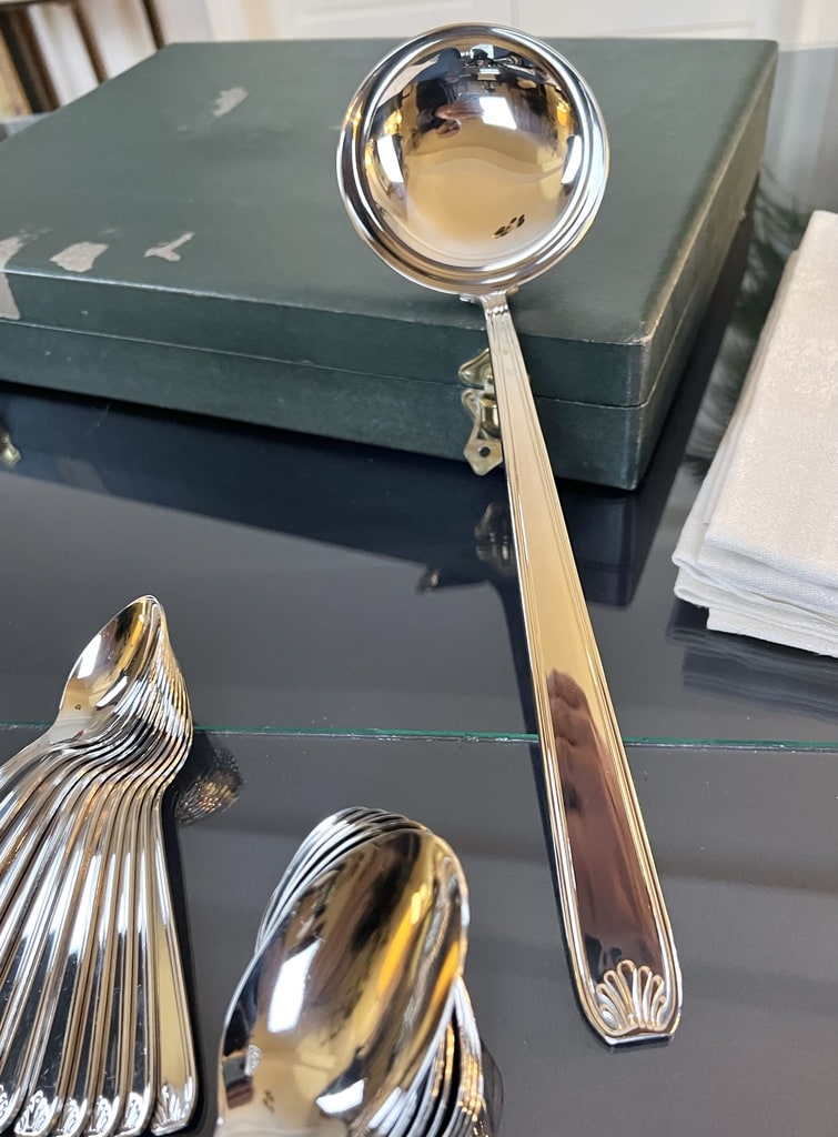 louche-de-service-en-acier-inoxydable-guy-degrenne-menagere-vintage-brocante-en-ligne