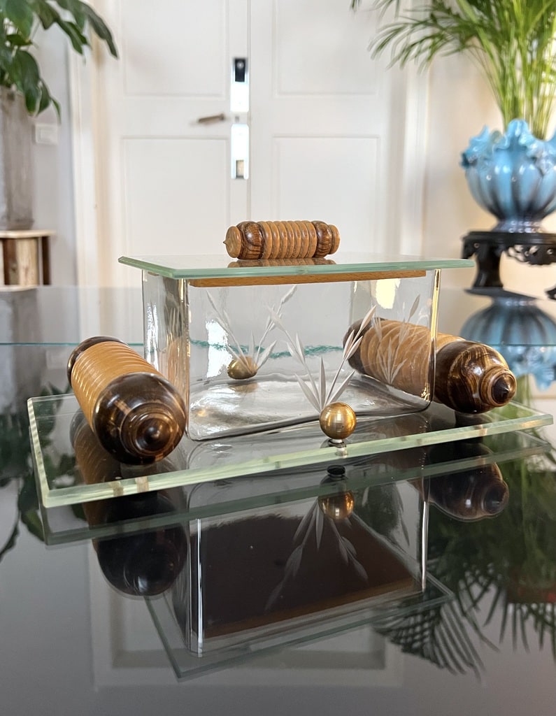 biscuitier-boite-a-biscuits-epoque-art-deco-en-verre-biseaute-et-poignees-bois-brocante-accessoire-de-table-cuisine-brocante-vintage