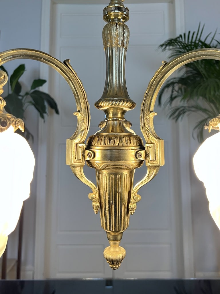 lustre-bronze-style-louis-xvi-epoque-19e-siecle-antiquaire-brocante-antiquites