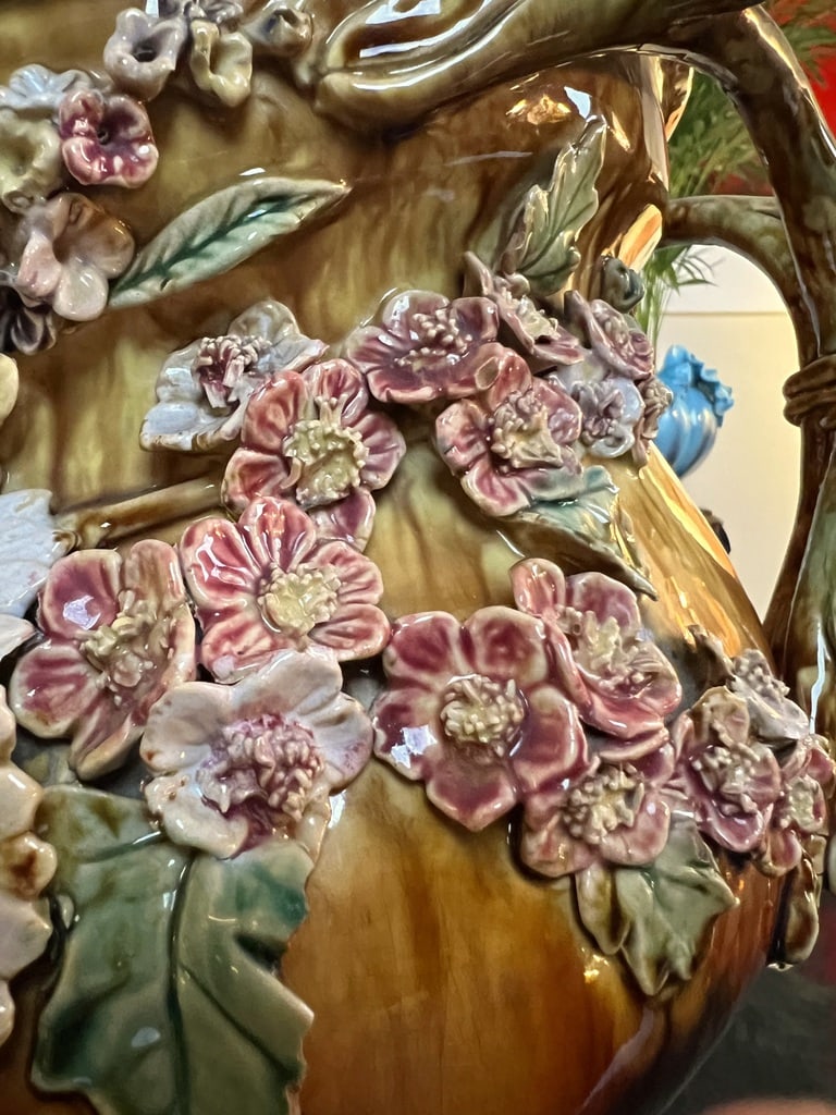 barbotine-ancienne-faience-vernissee-polychrome-jardiniere-fin-19e-siecle-antiquites-brocante