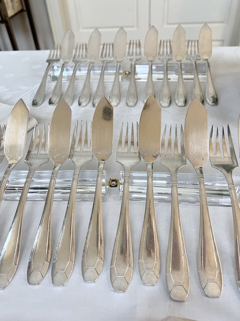 couverts-a-poisson-metal-argente-vaisselle-ancienne-art-deco-1930-boutique-en-ligne-brocante