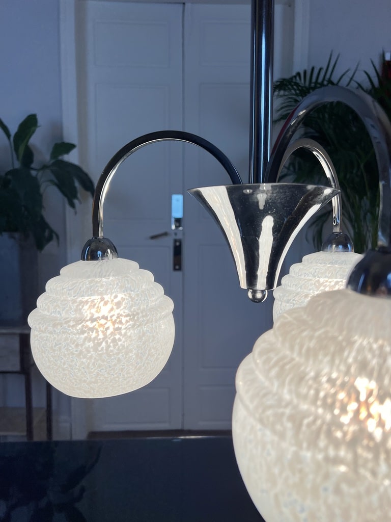 globe-luminaire-ancien-verre-clichy-blanc-suspension-lampe-vintage-brocante-antiquites
