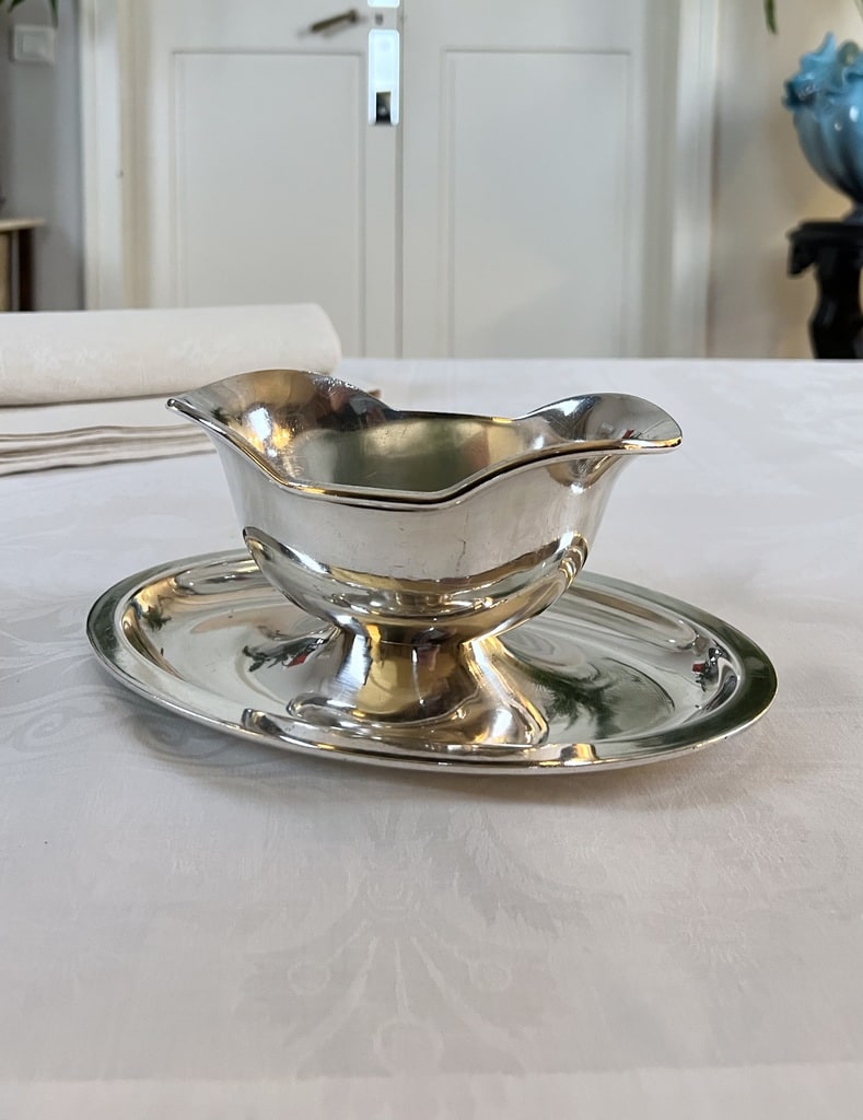sauciere-metal-argente-20e-siecle-christofle-plateau-accessoire-de-table-vintage-brocante-antiquites