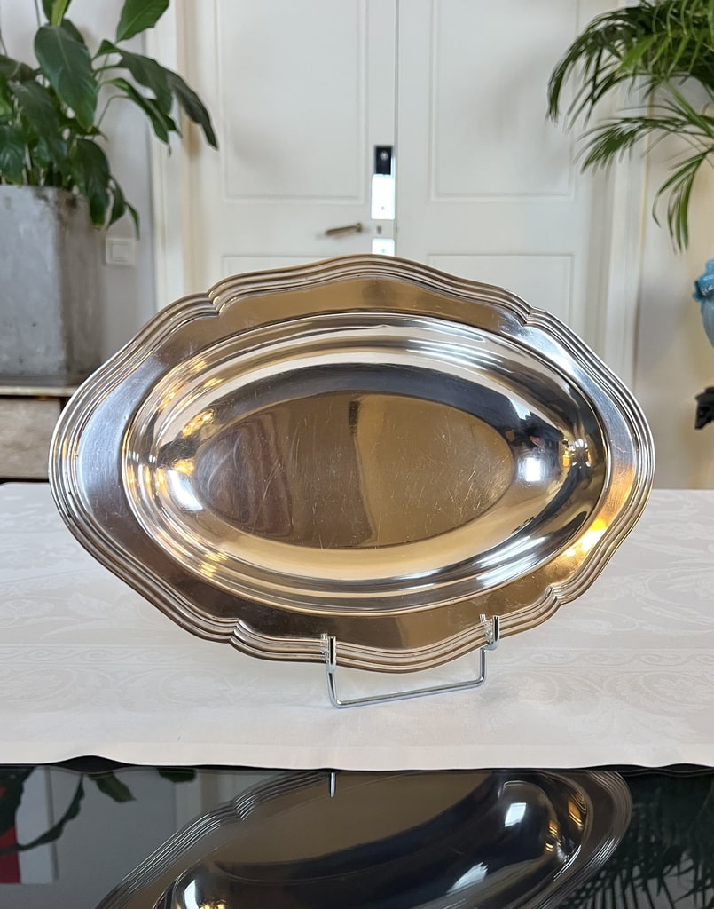 plat-de-service-vintage-metal-argente-vaisselle-ancienne-art-de-la-table-brocante-antiquites