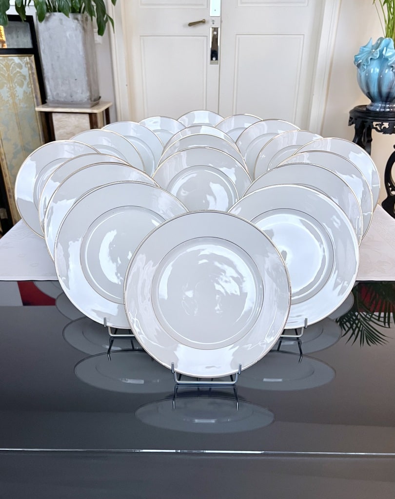 assiettes-plates-anciennes-porcelaine-de-limoges-blanc-filets-or-vaisselle-vintage-brocante-antiquites