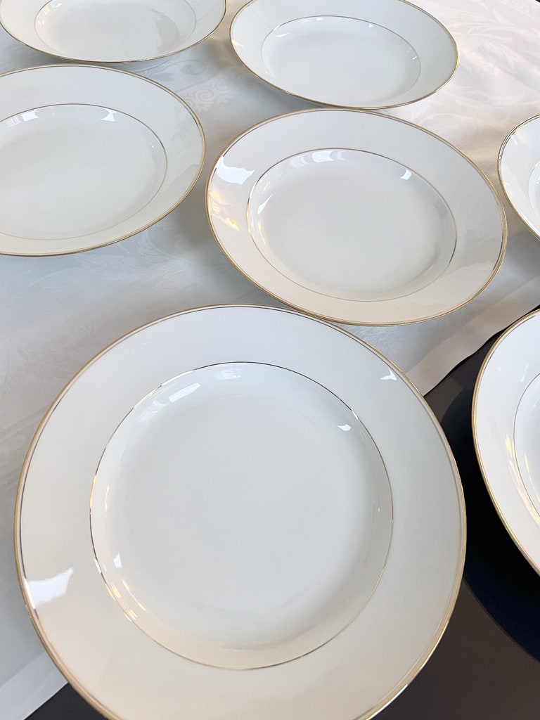 assiettes-creuses-porcelaine-limoges-filets-or-fin-art-de-la-table-20e-siecle-brocante-vintage